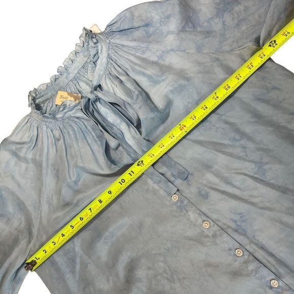 Elizabeth and James Light Blue Blouse - Picture 9 of 11